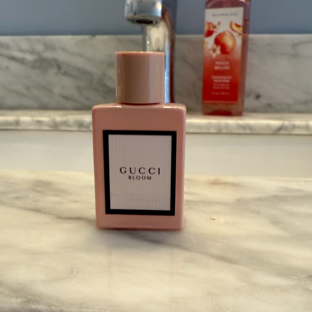 Gucci Bloom Soft Pink Fragrance Dabber